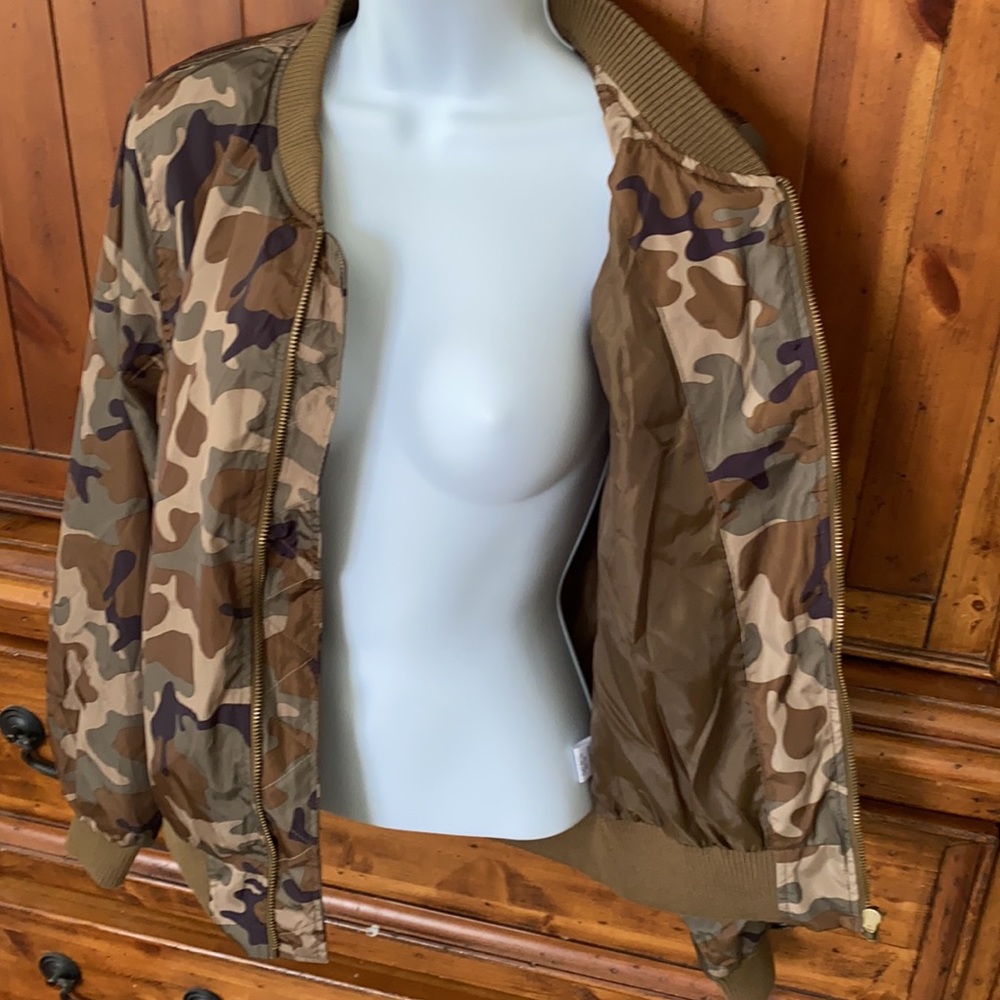 COPY - Windbreaker Camouflage Print Jacket - Picture 8 of 10